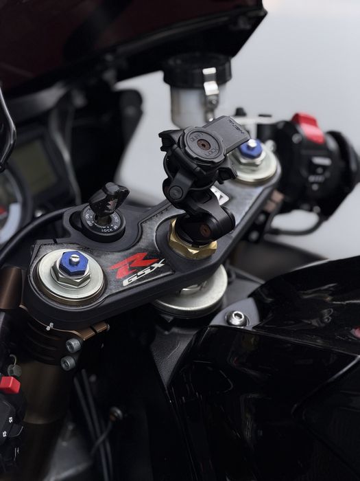 SUZUKI GSXR 600 K8 - Oportunidade!