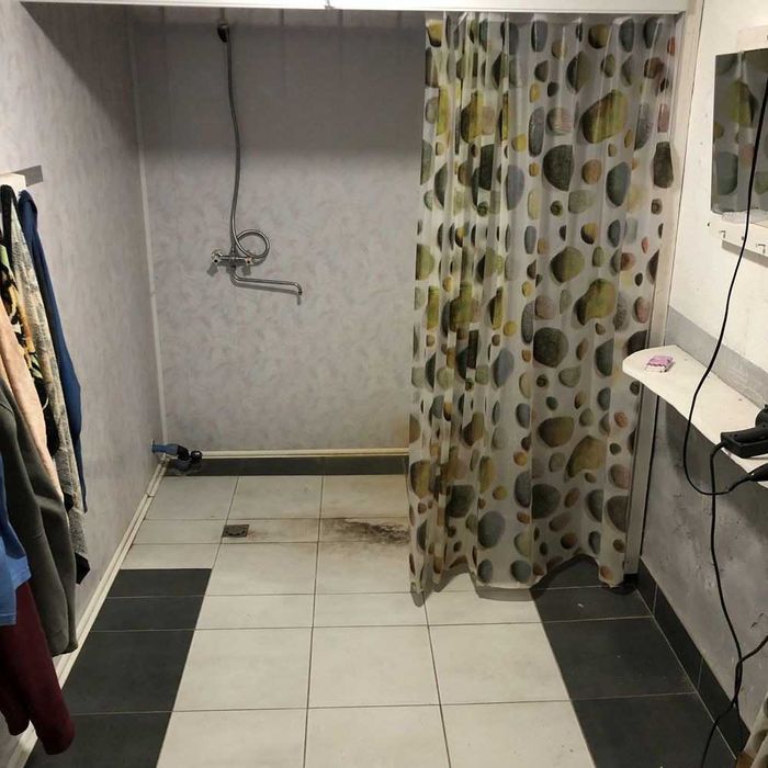 Продаж комплексу виробничо-складських приміщень з земельною ділянкою