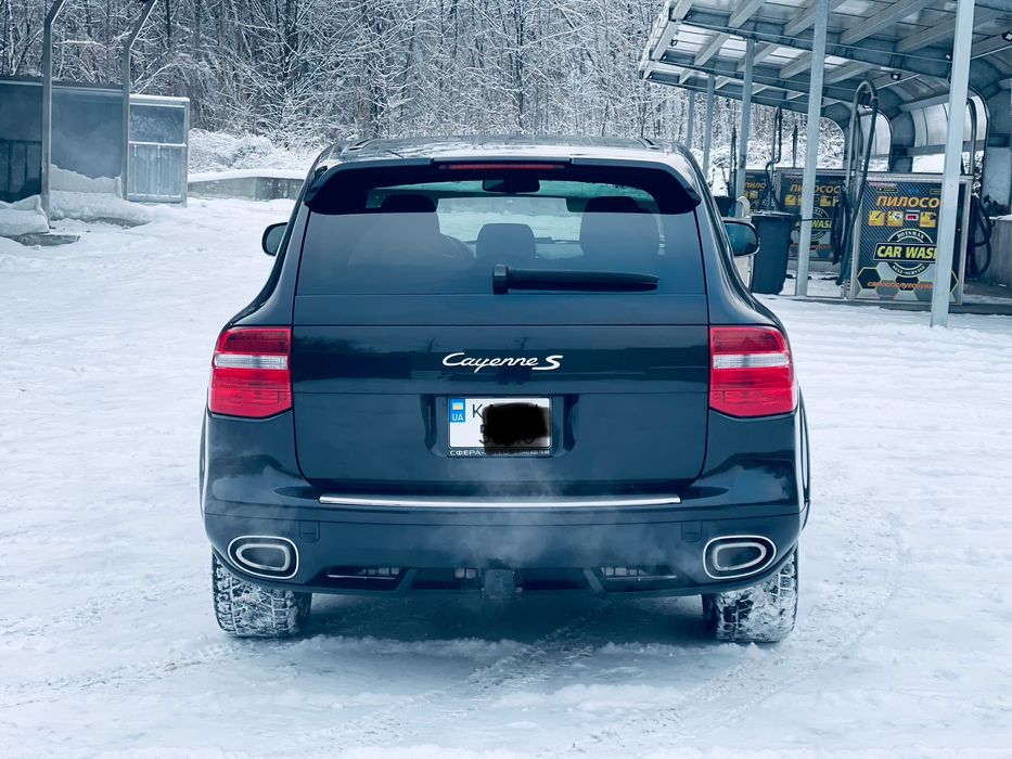 Porsche Cayenne 93т.км. Без подкрасов. Идеальный.