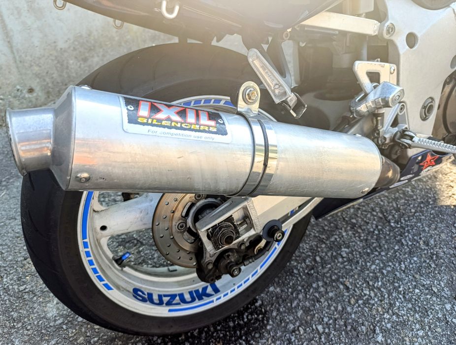 Suzuki gsxr srad 1997