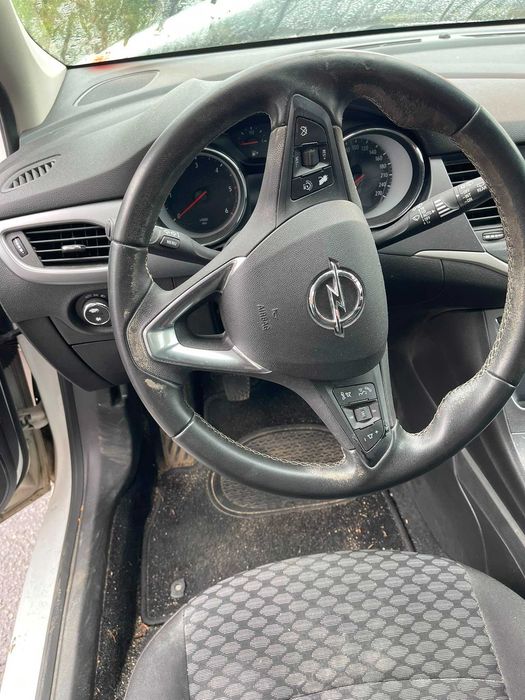 Opel Astra K 2018 para peças