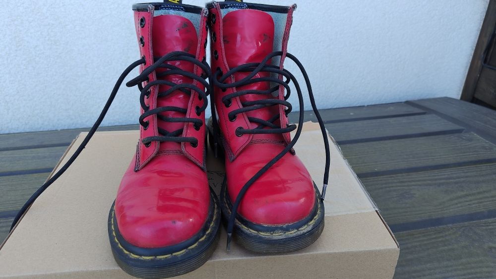 Glany dr Martens czerwone
