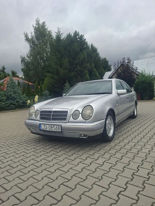 Mercedes-Benz Klasa E