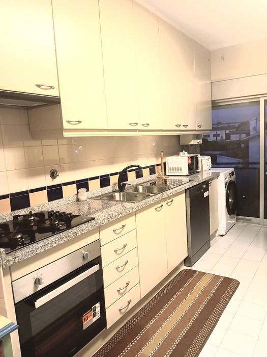 Vende se t2 santa maria de lamas mozelos c suite 2 varandas e lugar de