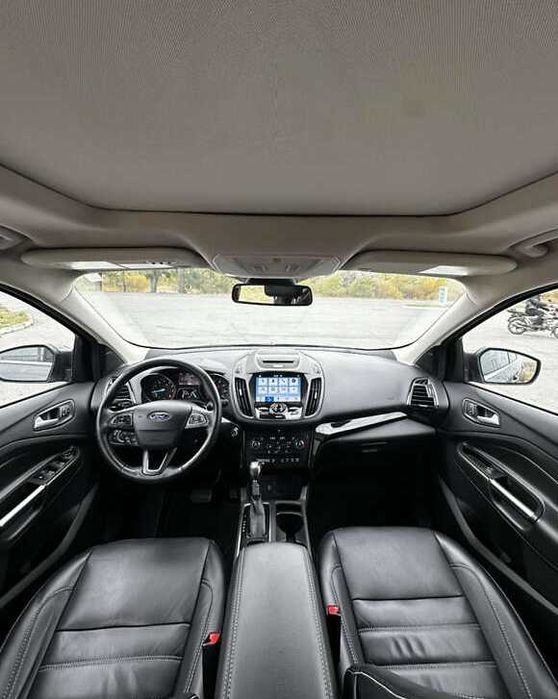 Продається FORD ESCAPE 2017 Titanium 4x4