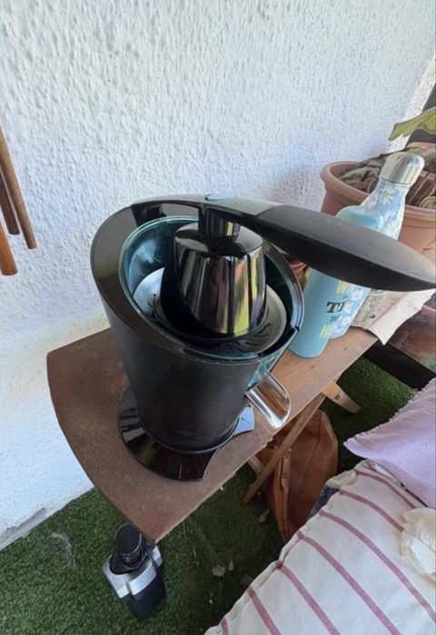 Maquina para sumos de laranja e limao