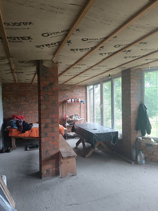 Продається готель на березі річки Дністер