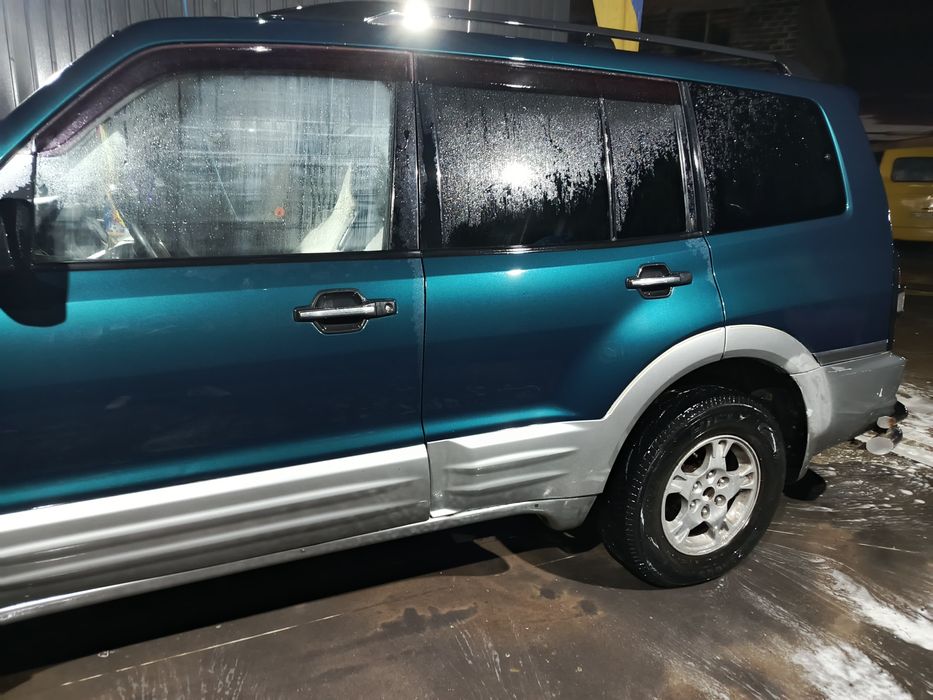 MITSUBISHI Pejero Grand Wagon