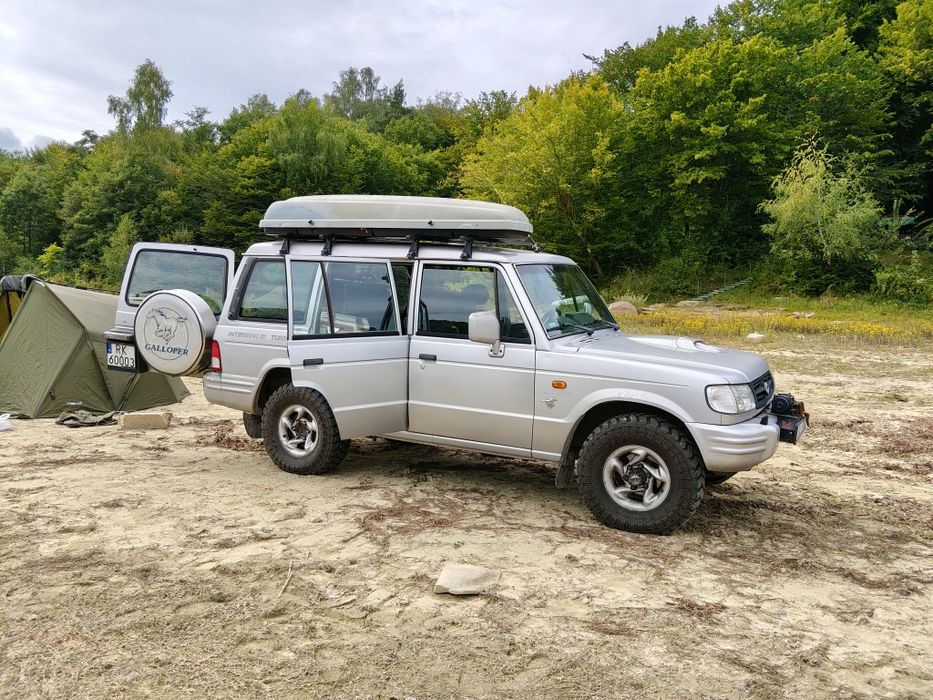 Hyundai Galloper