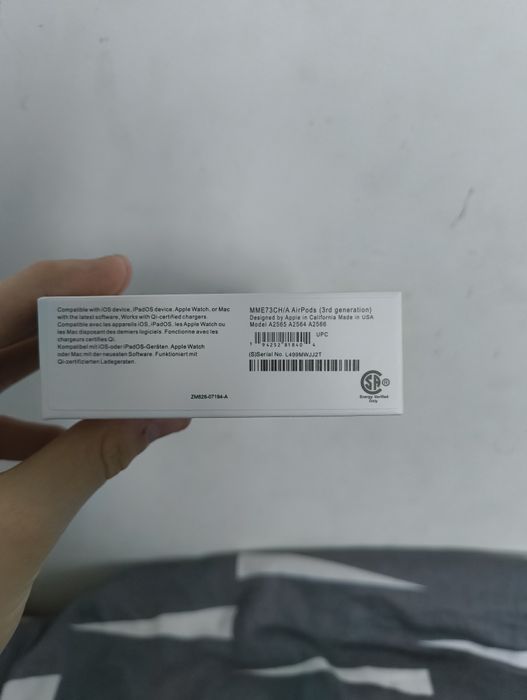 Słuchawki Apple AirPods3