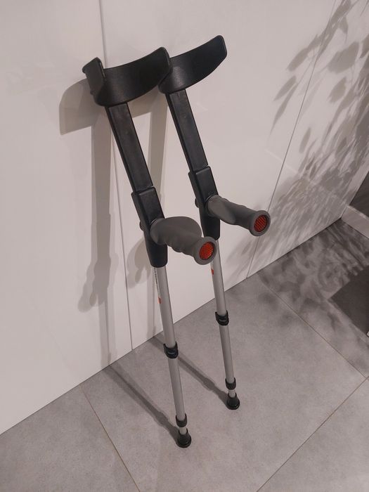 Kule ortopedyczne rehabilitacyjne łokciowe inwalidzkie