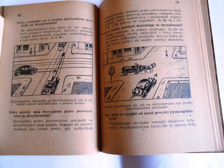 "Przepisy o ruchu pojazdów mechanicznych" T. Piotrowski Kraków 1947