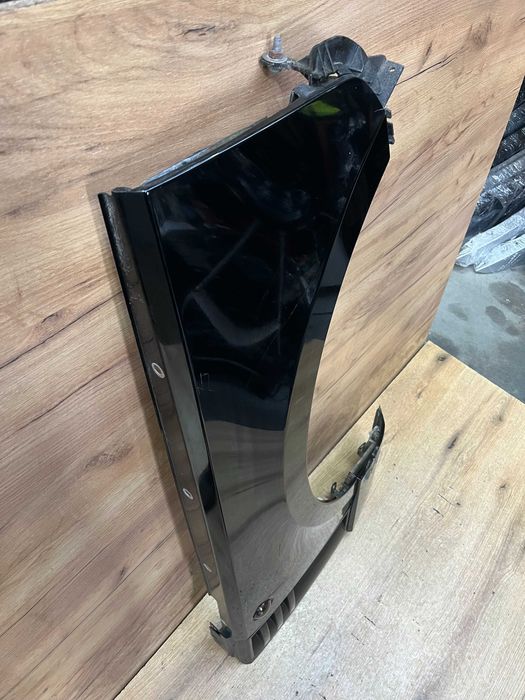 Błotnik przedni prawy Range Rover Vogue lift kolor java black