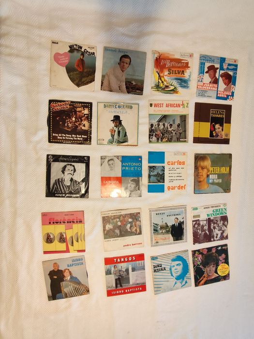 Vendo Singles e LP's de vinil