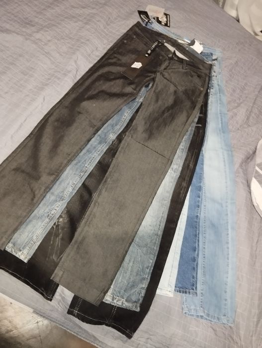 Джинсы разные фирменные Швеция р.M/48