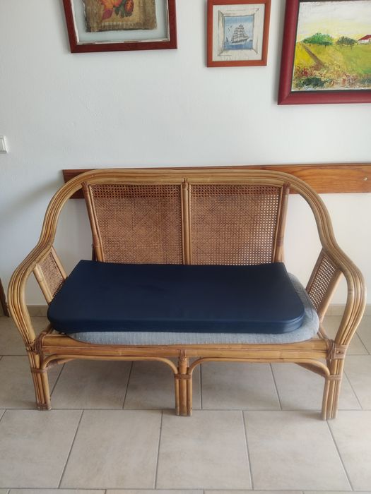 Conjunto sofá (1) e cadeiras (2) de praia