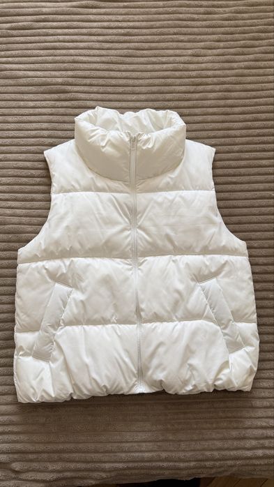 Жилет, безрукавка