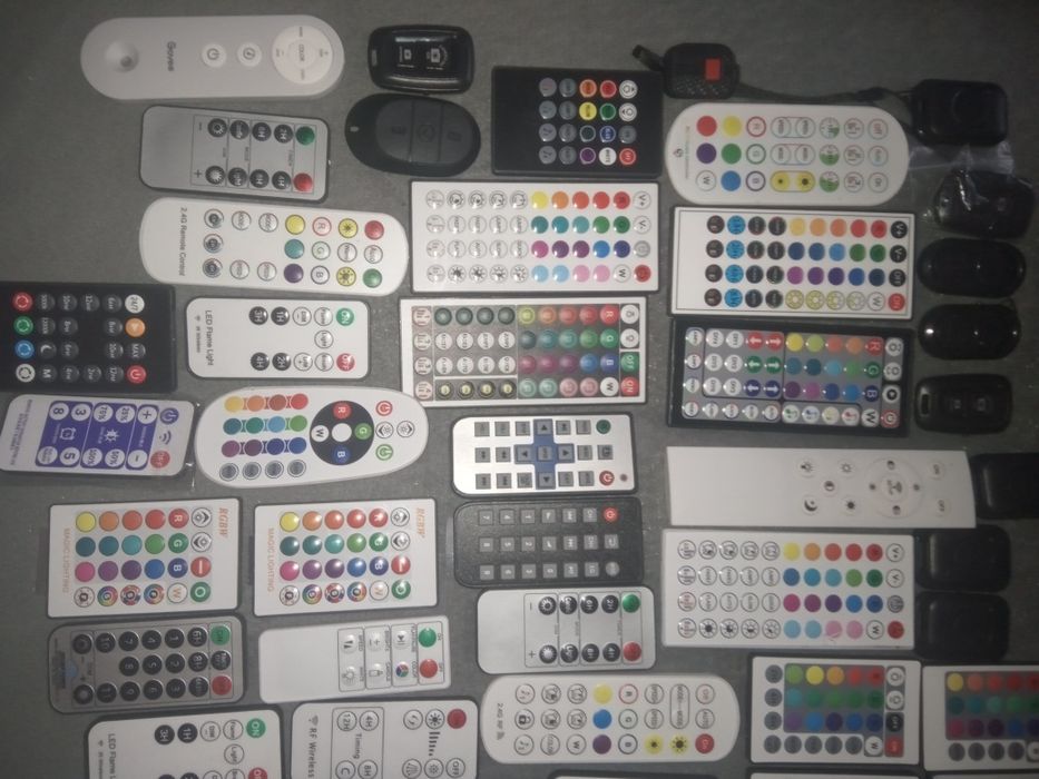 Piloty mix różne