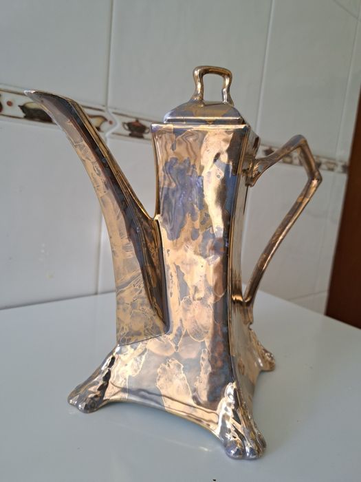 Complete Coffee Service467615678412902401