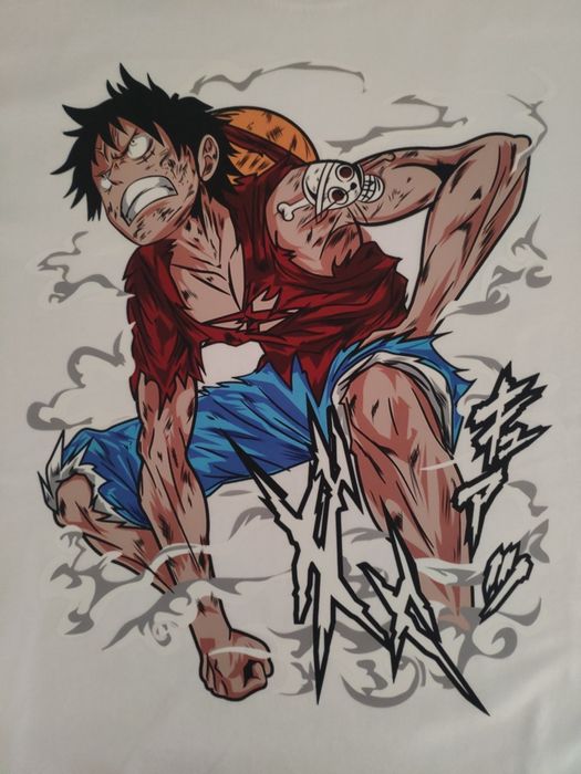 T-Shirt branca Luffy