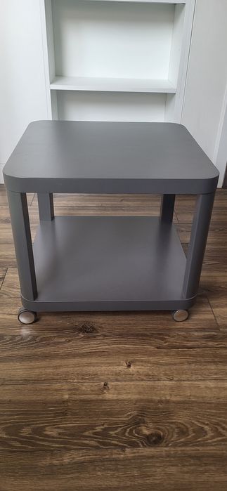 Stolik na kółkach / szafka nocna ikea tingby