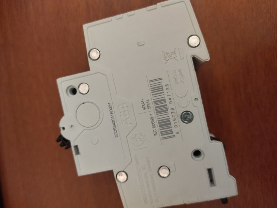 Автоматичний вимикач ABB basic M 2P C32