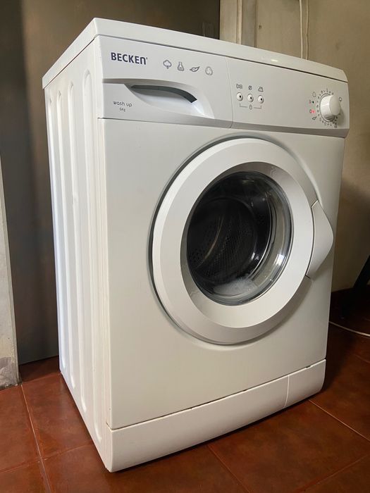 Máquina de lavar roupa como nova 6kg