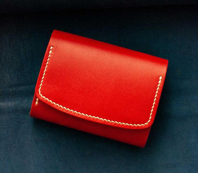 Необычный женский красный кошелек из натуральной итальянской кожи