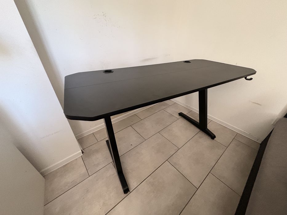 Biurko Gamingowe 140x60