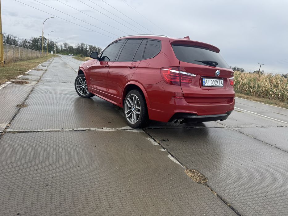 Автомобіль BMWX3