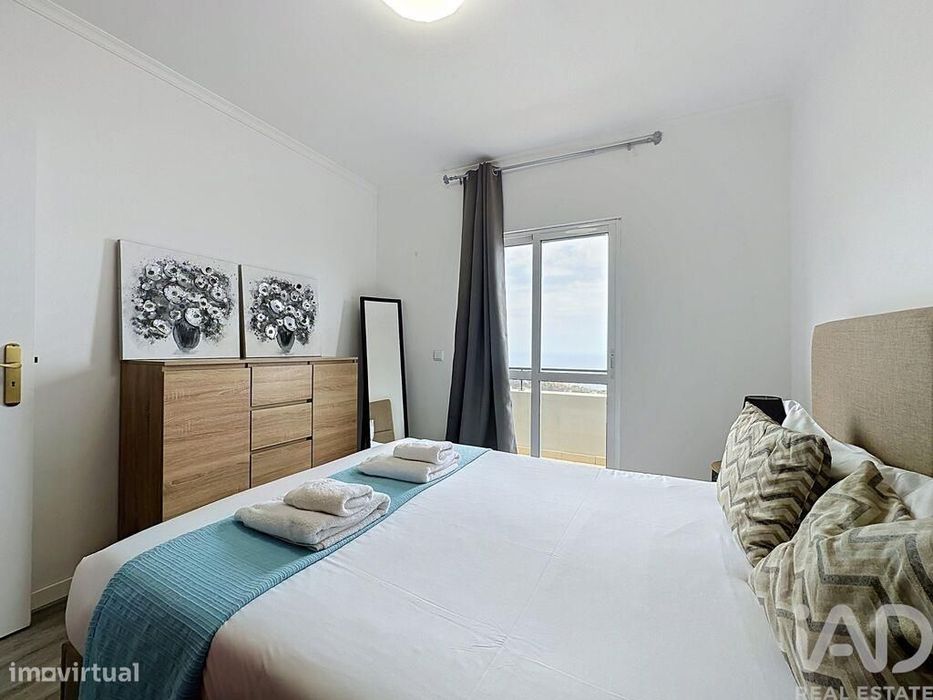 Apartamento T2 em Caniço de 77,85 m2