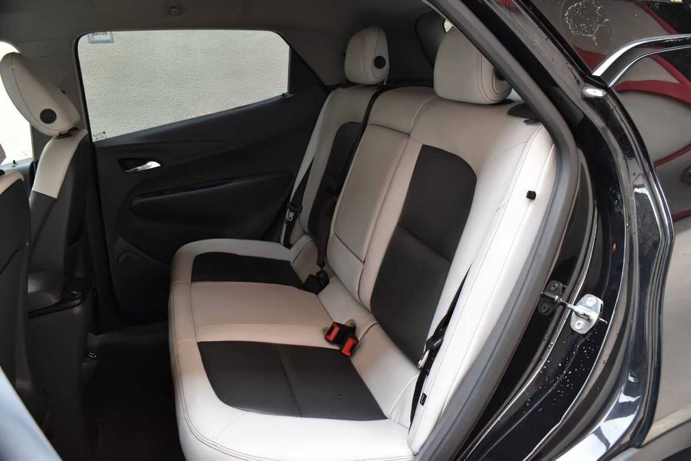 Chevrolet Bolt EV      2020