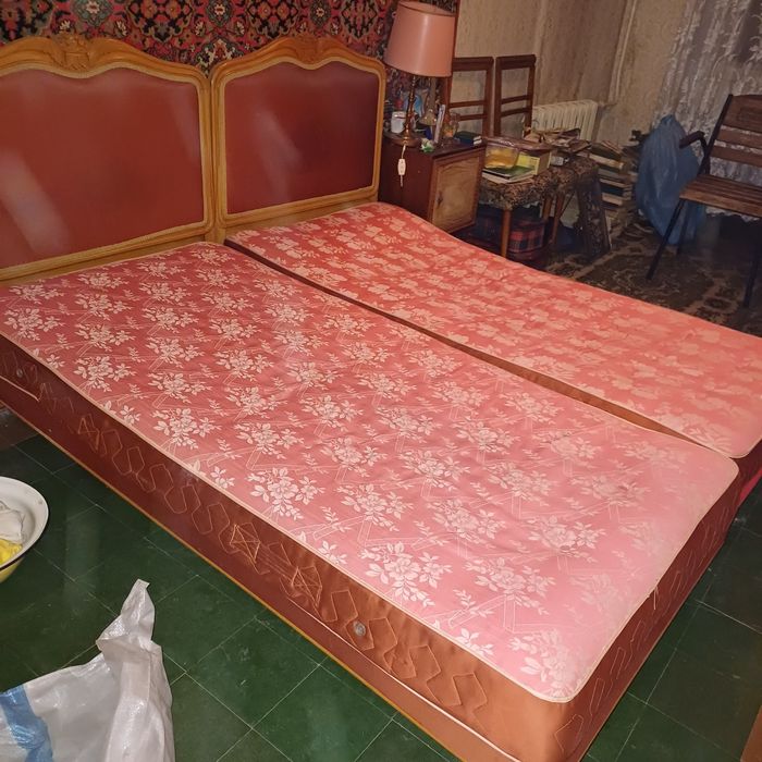 Продаю Арабский мебельный гарнитур