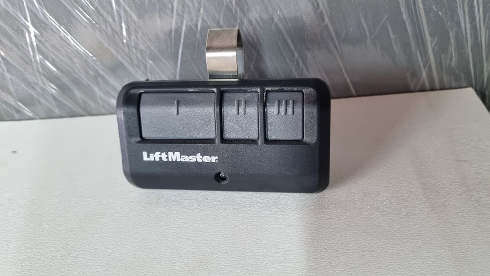 Пульт д.у для ворот гаража LiftMaster