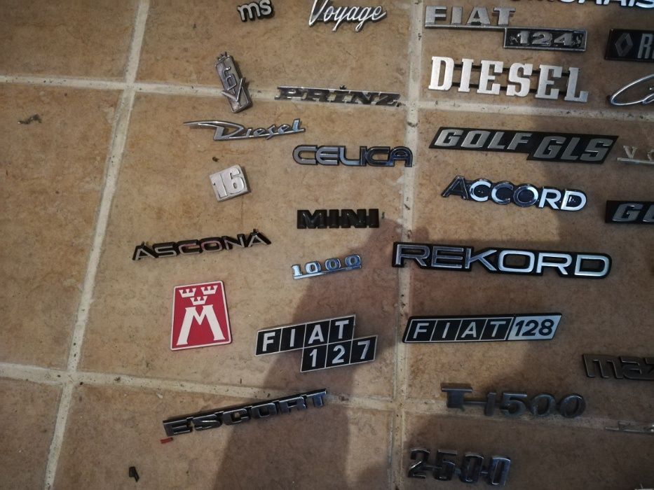 Emblemas / Símbolos carros antigos (VW, Citroën, Volvo, Renault, etc.)