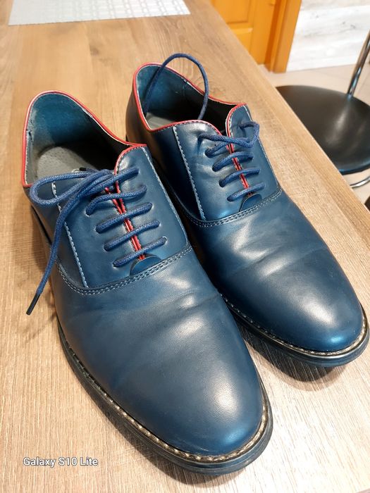 Nowe buty męskie skórzane, firmy Gia Como, numer 40.