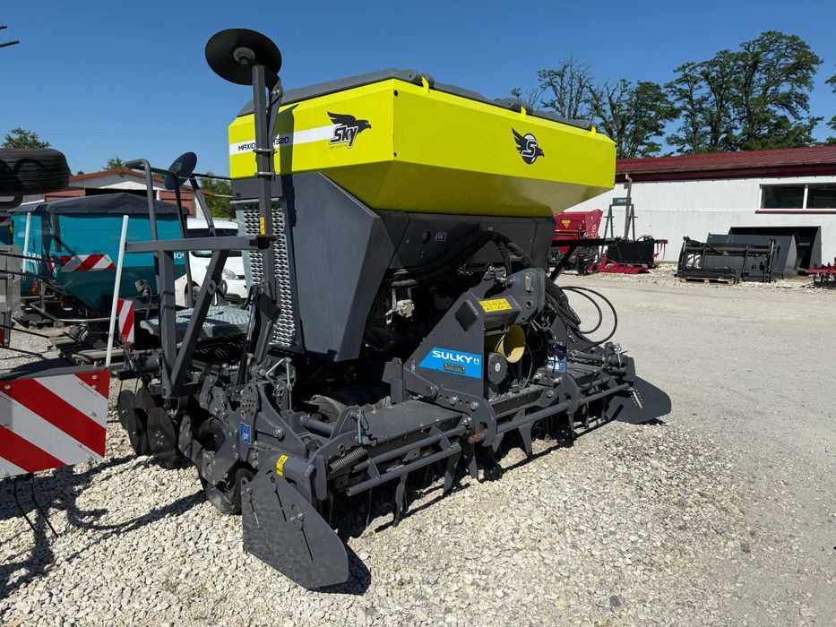 Siewnik SKY MAXIDRILL M320 3 metrowy z broną aktywną NOWY Amazone