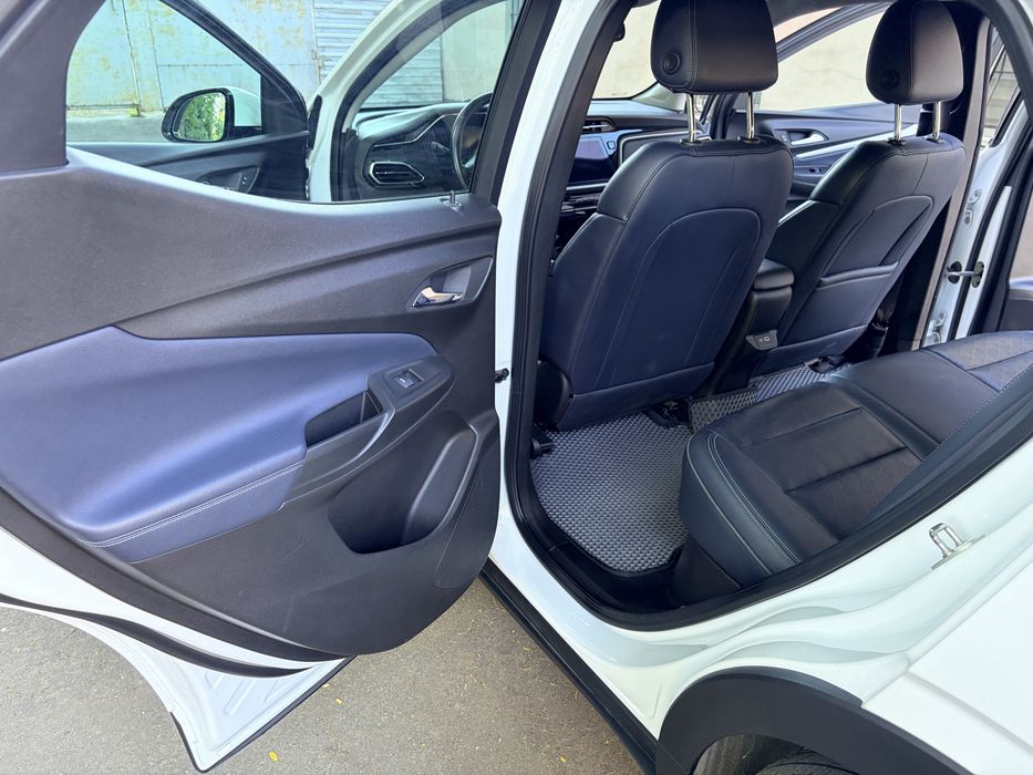 Chevrolet bolt EUV 2022 Шевролет болт EUV