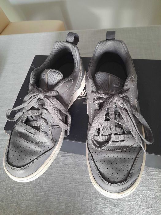 Buty sportowe Nike 37.5