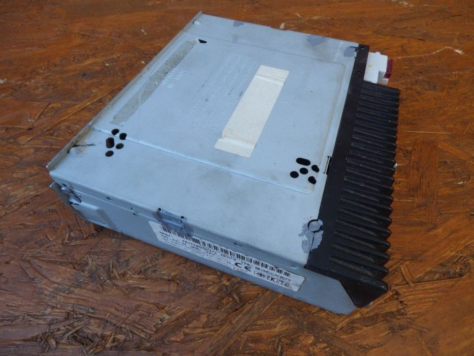 BMW E38 / E39 / E46 / E53 ORYGINALNY Tuner radia/radio BM24 becker OEM