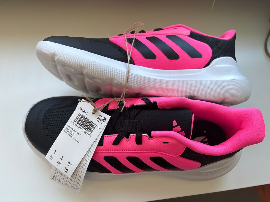 Buty sportowe Adidas cloudfoam 39 1/3 nowe wysyłka gratis !