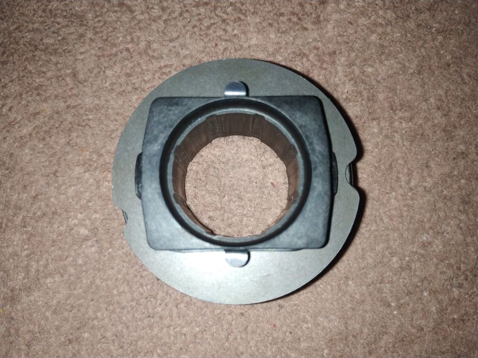 Продам НОВЫЙ выжимной подшипник Valeo 804036