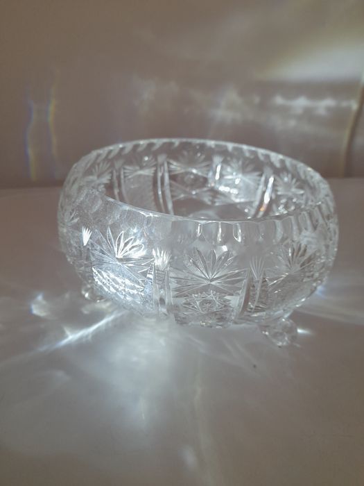 Duża kryształowa miska