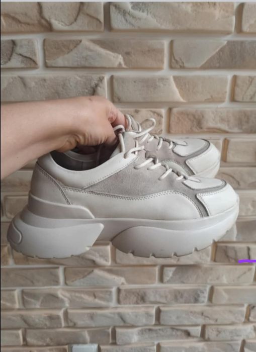 Кросівки,кроссовки