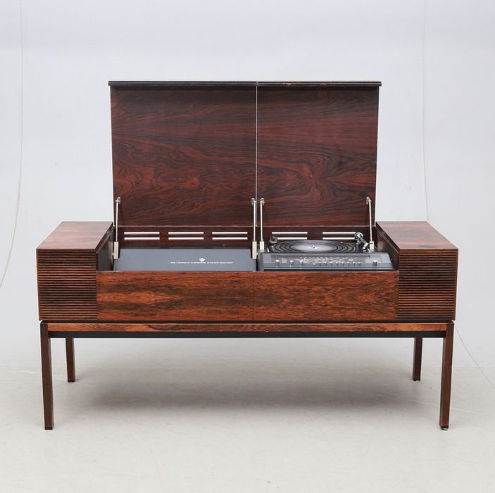 Móvel antigo raro. Bang&olufsen Beomaster 900RG compact Rosewood