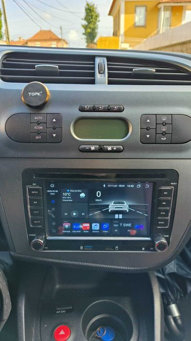 SEAT Leon — fotografia 3