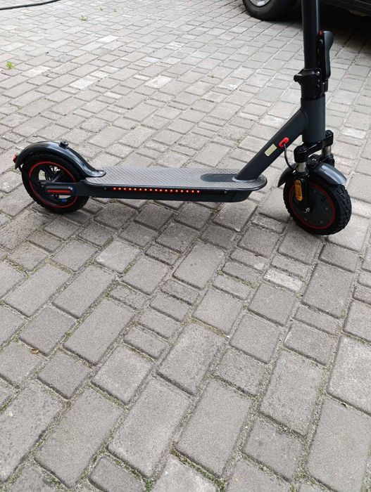 Самокат електричний ,електросамокат kugoo m 365 pro max