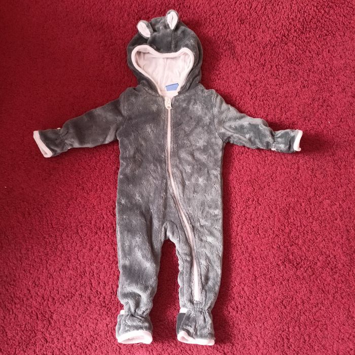 Kombinezon dla dziewczynki r 62