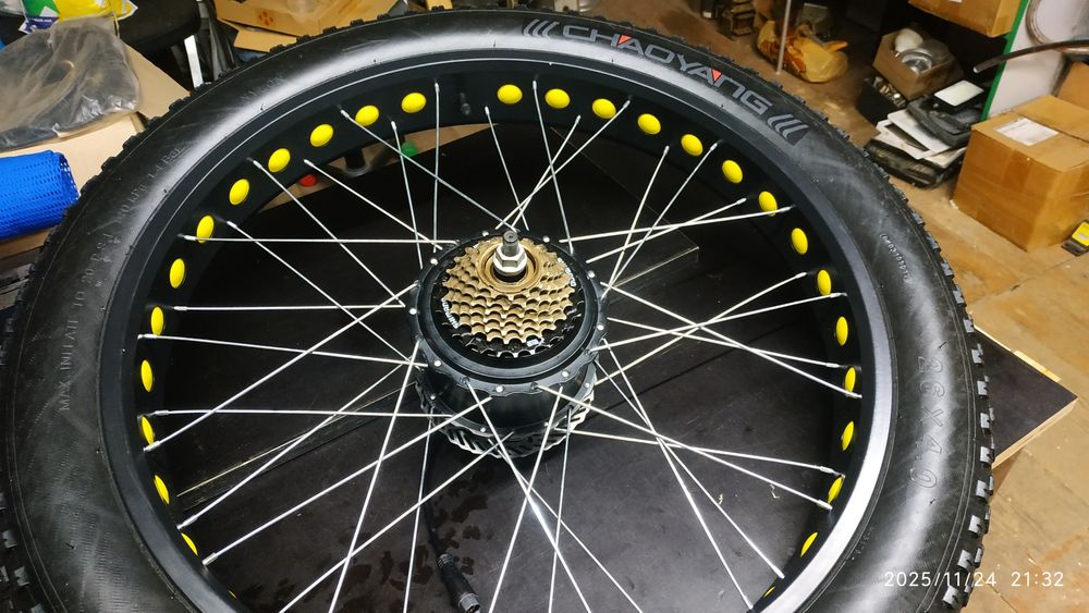 Мотор колесо 750W, спіцоване, обод 26"х4"тріскачка на 7 швидкостей