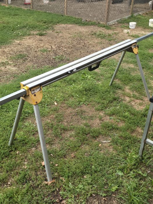 Stół do piły DeWalt 4m